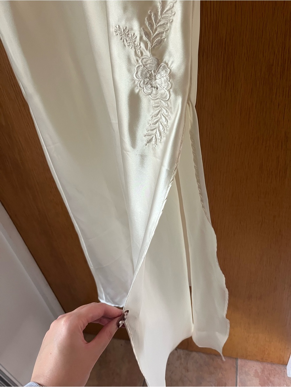 Silky Ivory Lace-Trim Slip Dress - Picture 4 of 10